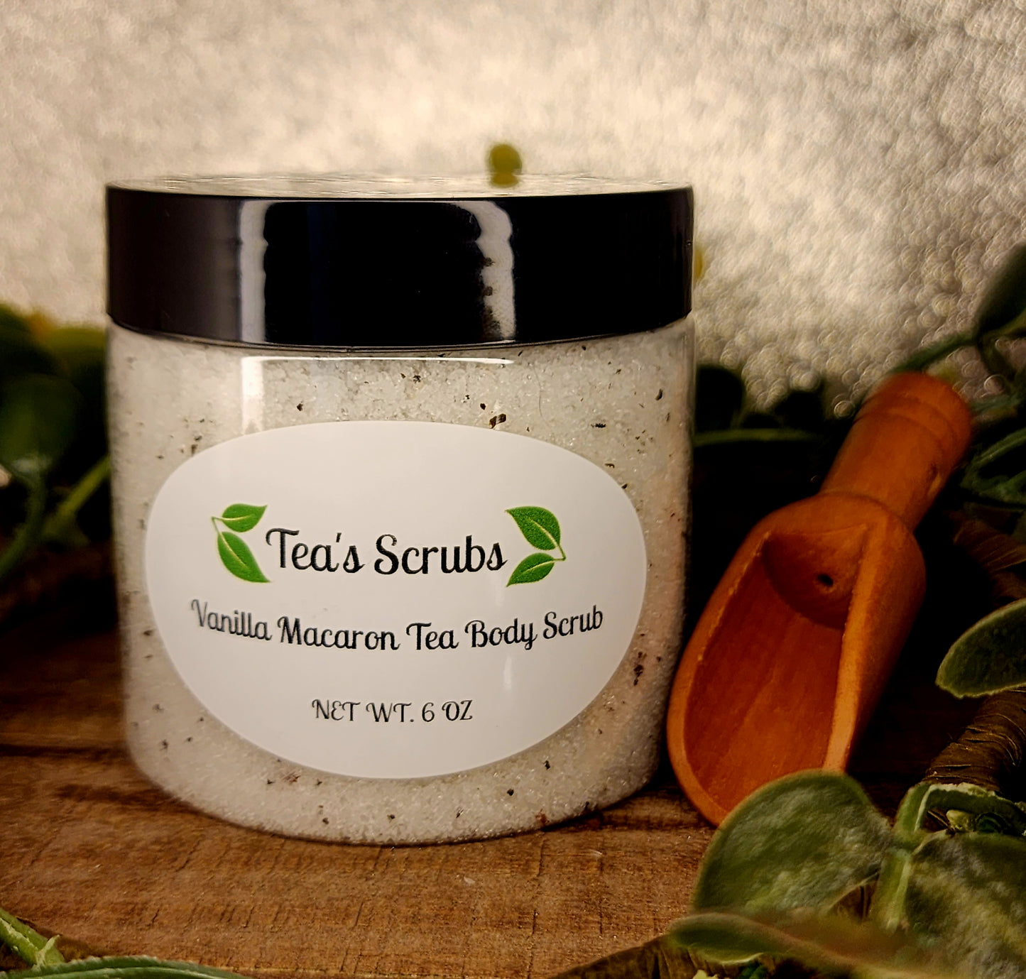 Vanilla Macaron Tea Body Scrub